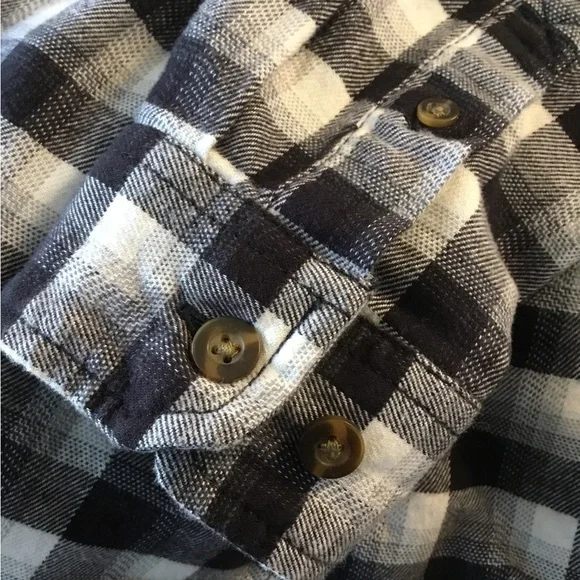 Carhartt Flannel Loose Fit Button Down - Picture 4 of 8